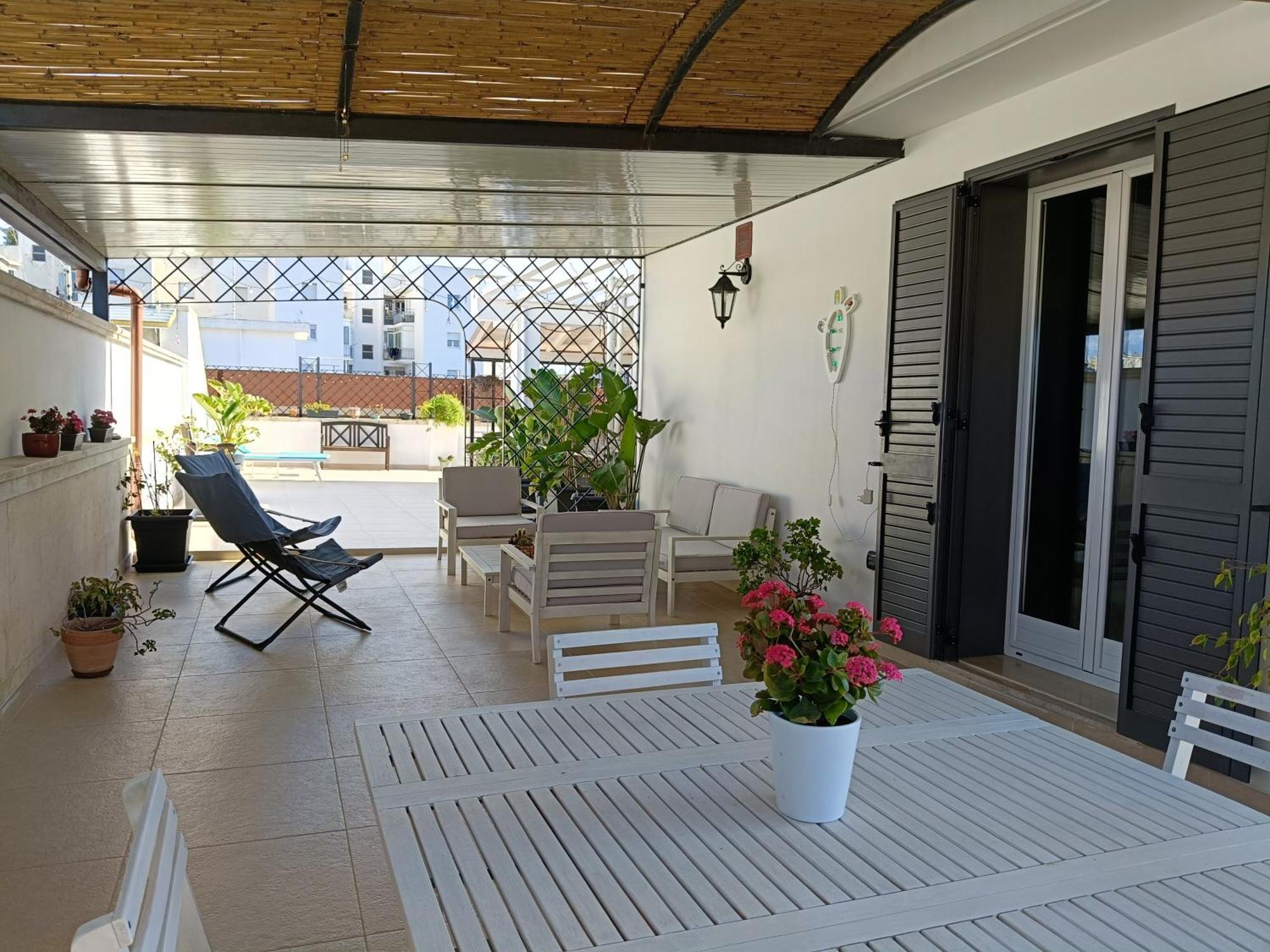 Terrazza 44 Apartment Lecce Exterior foto
